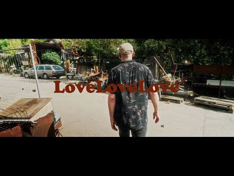 Dan O&#039;Clock - Love Love Love (Offizielles Livevideo)